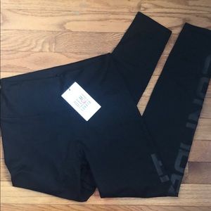 NWT fabletics highwaisted black legging